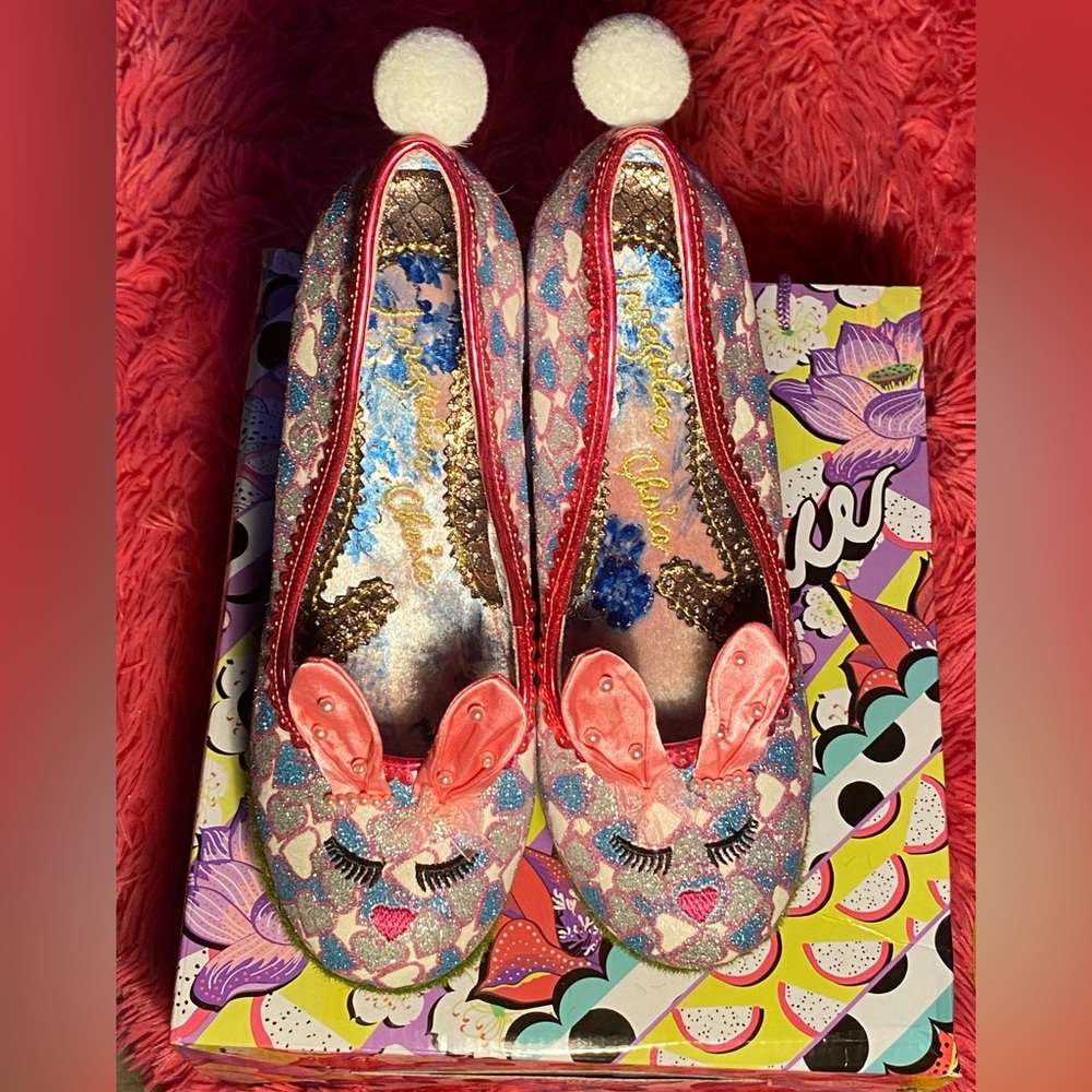 RARE Irregular Choice “Hop 2 It!” Bunny wedges,clear globe heel w/spring scene,9 - Picture 3 of 16